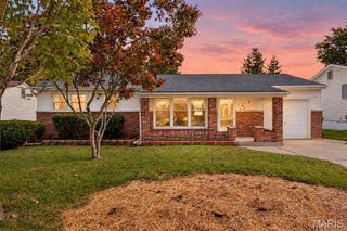 11 Montclair Court, Florissant, MO 63033