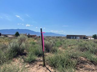 4076 Aloe Circle NE, Rio Rancho, NM 87144