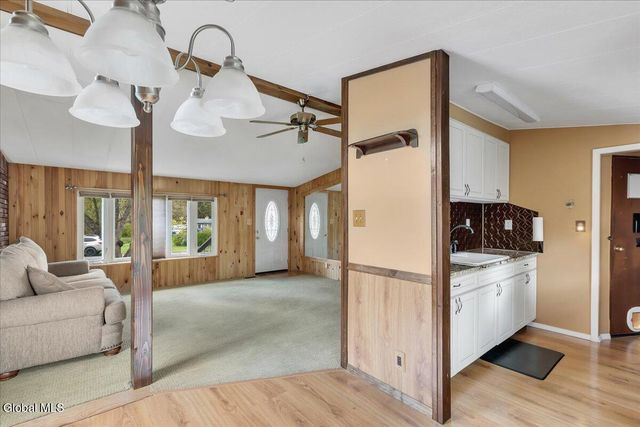 3 Alflo Circle, Glenville, NY 12302