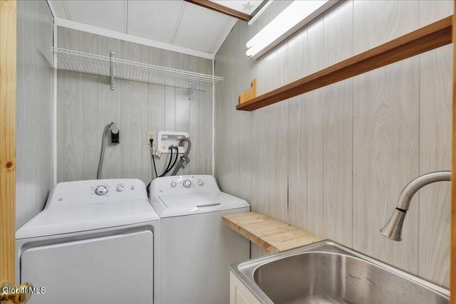 3 Alflo Circle, Glenville, NY 12302