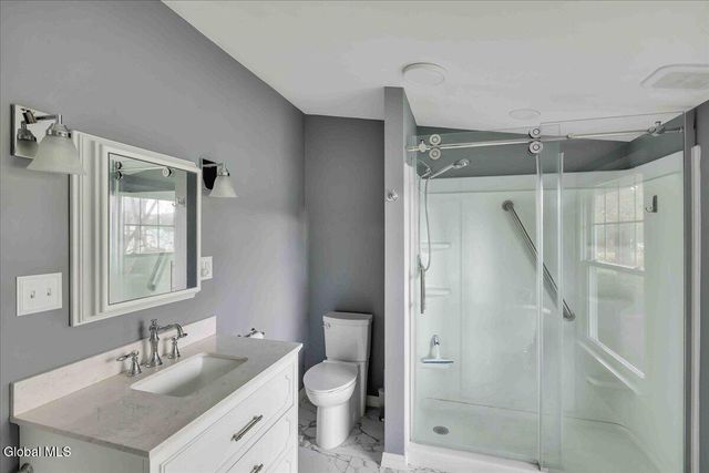 3 Alflo Circle, Glenville, NY 12302