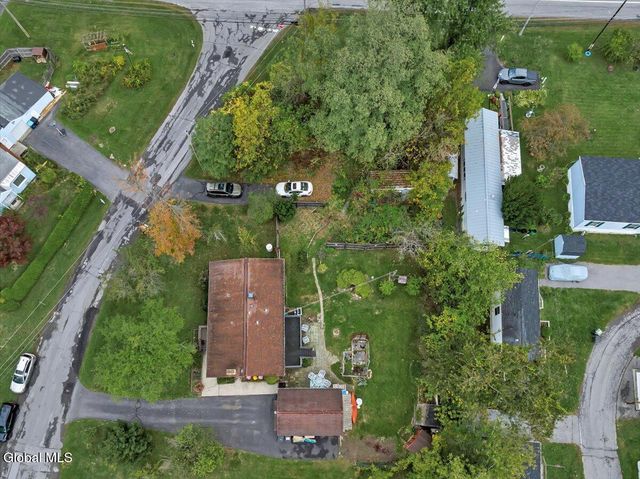 3 Alflo Circle, Glenville, NY 12302