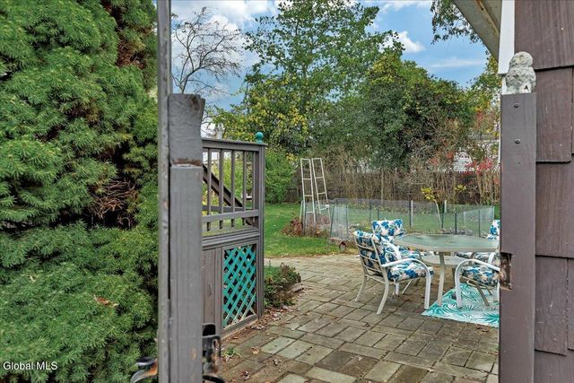 3 Alflo Circle, Glenville, NY 12302