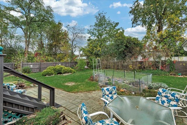 3 Alflo Circle, Glenville, NY 12302