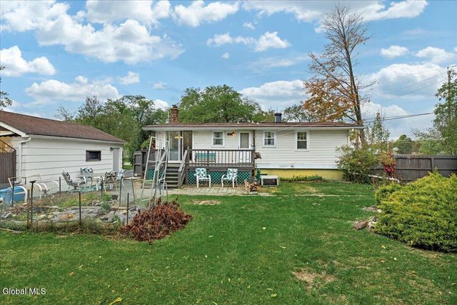 3 Alflo Circle, Glenville, NY 12302