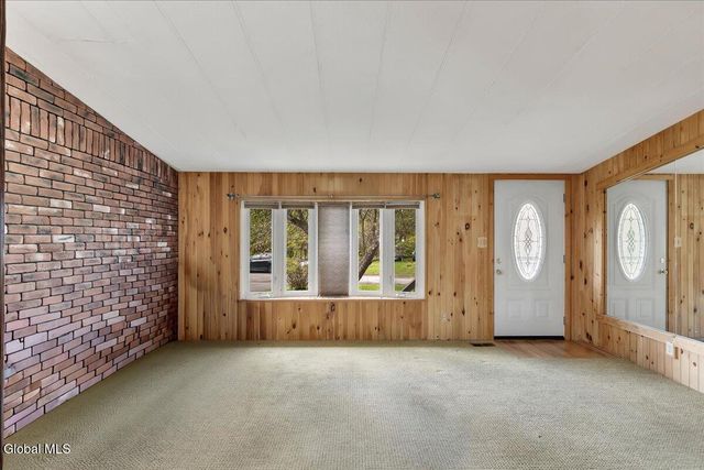 3 Alflo Circle, Glenville, NY 12302