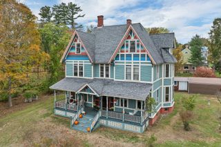 28 Maple Square, Franklin, NH 03235