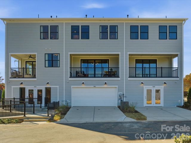 5119 Hoptree Street, Charlotte, NC 28277