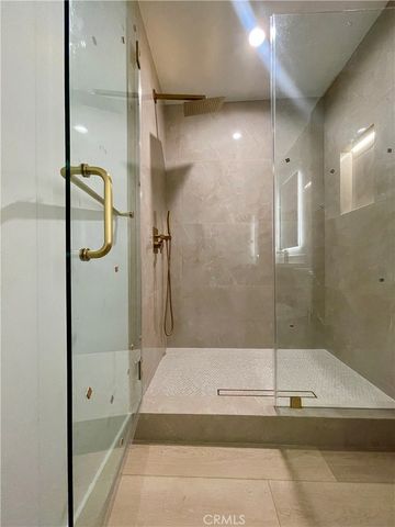 7328 Mclaren, West Hills, CA 91307