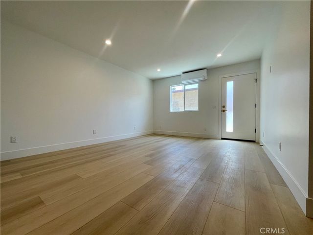 7328 Mclaren, West Hills, CA 91307