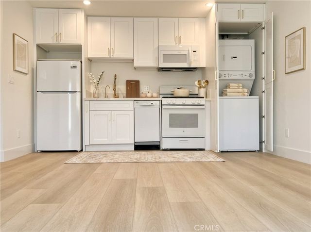 7328 Mclaren, West Hills, CA 91307