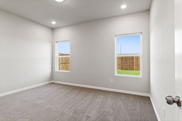 212 Lead Creek Drive, Fort Worth, TX 76131