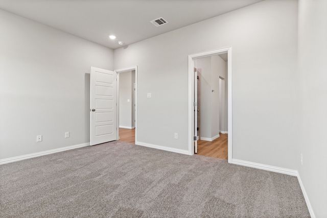 212 Lead Creek Drive, Fort Worth, TX 76131