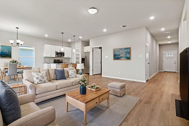 212 Lead Creek Drive, Fort Worth, TX 76131