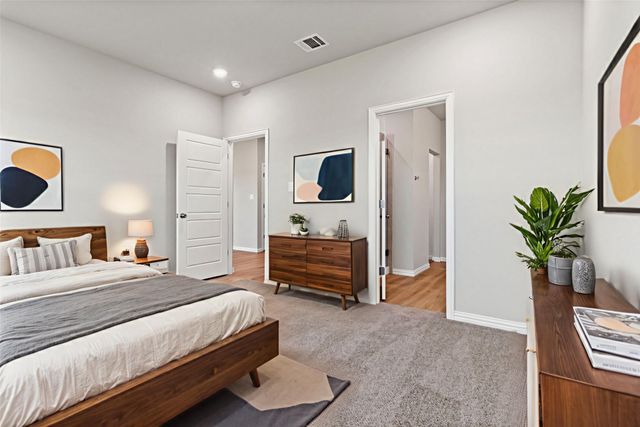 212 Lead Creek Drive, Fort Worth, TX 76131