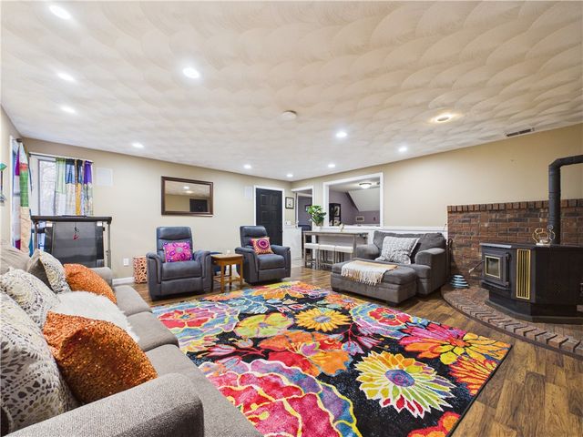 26 Edgewood Road, Glocester, RI 02814