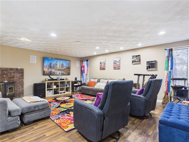 26 Edgewood Road, Glocester, RI 02814