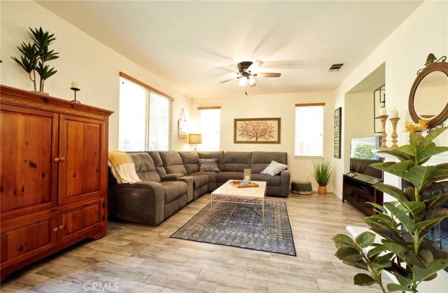 107 Fernpine, Pomona, CA 91767