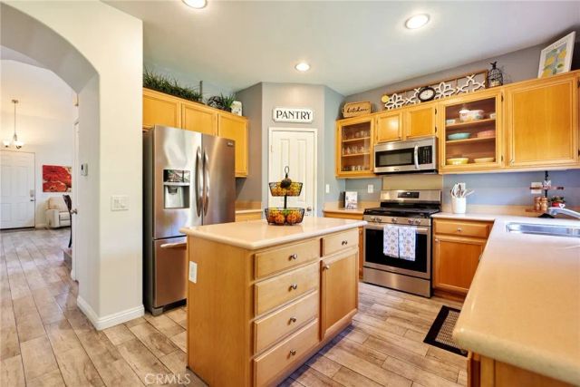 107 Fernpine, Pomona, CA 91767