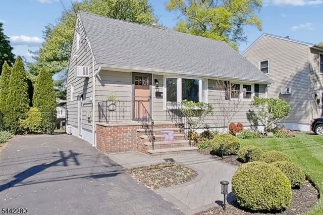 49 Parkway, Little Falls Twp., NJ 07424