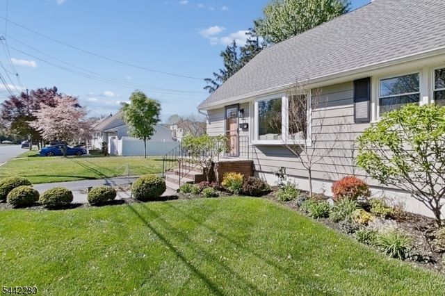 49 Parkway, Little Falls Twp., NJ 07424