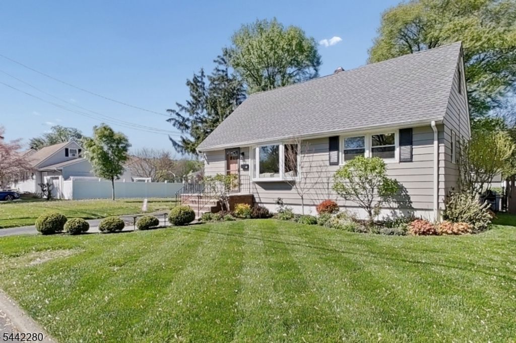 49 Parkway, Little Falls Twp., NJ 07424