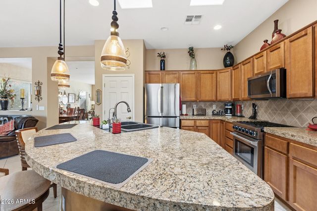 41712 N GOLF CREST Road, Anthem, AZ 85086