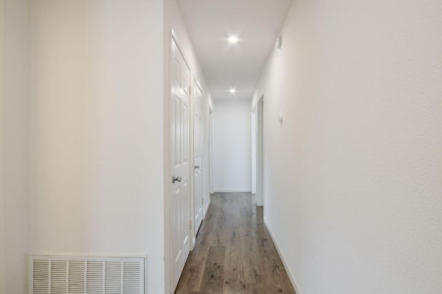 181 Laguna Dr, Tracy, CA 95376