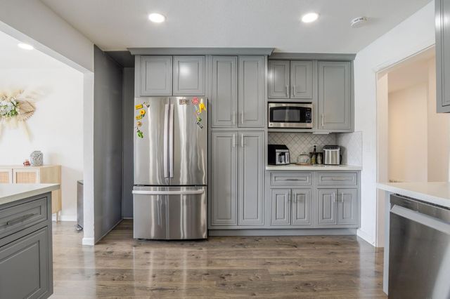 181 Laguna Dr, Tracy, CA 95376