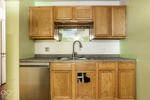 5192 Atherton South Drive, Indianapolis, IN 46219