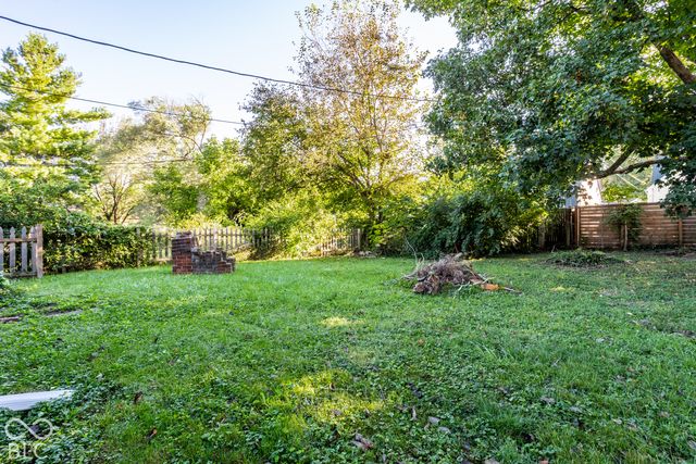 5192 Atherton South Drive, Indianapolis, IN 46219