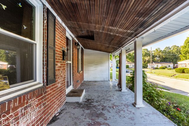 5192 Atherton South Drive, Indianapolis, IN 46219