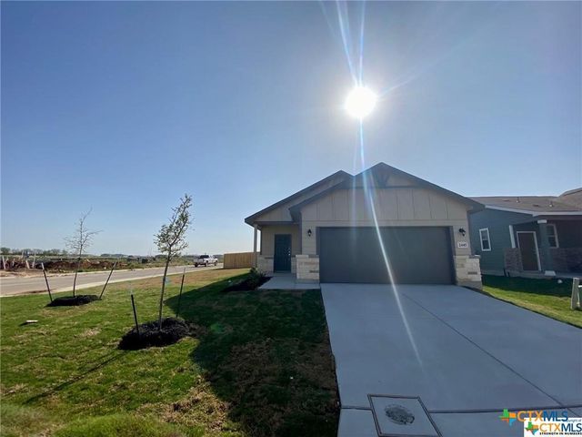 2445 Ayers Dr., Seguin, TX 78155