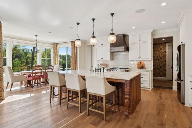 5541 Conifer Trail, Minnetonka, MN 55345