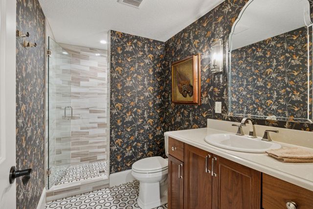5541 Conifer Trail, Minnetonka, MN 55345