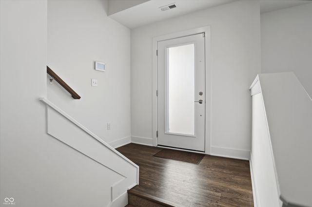 737 Switchyard Place, Indianapolis, IN 46202