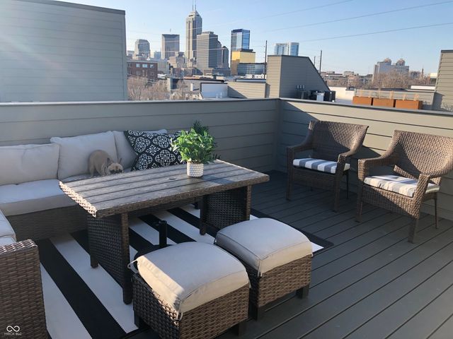 737 Switchyard Place, Indianapolis, IN 46202