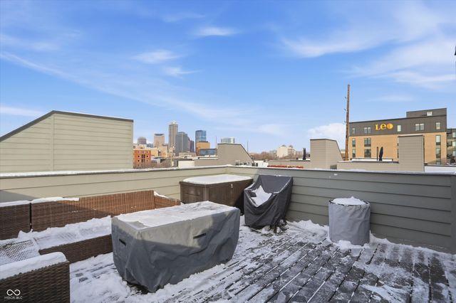 737 Switchyard Place, Indianapolis, IN 46202