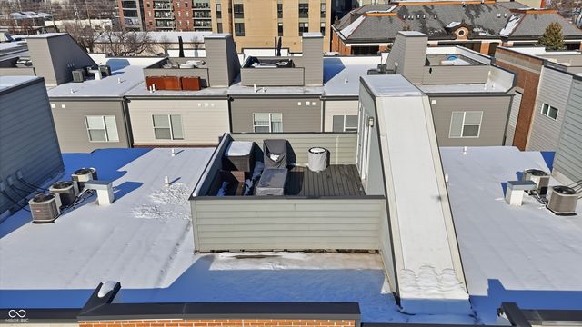 737 Switchyard Place, Indianapolis, IN 46202