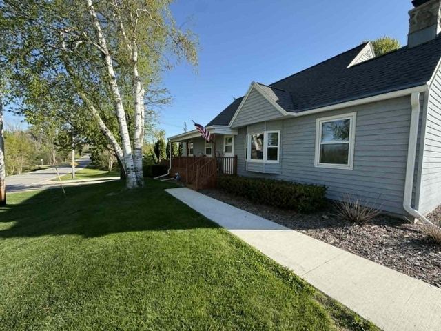 202 Lake STREET, Cascade, WI 53011