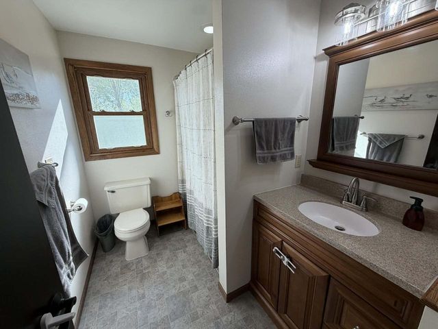 202 Lake STREET, Cascade, WI 53011
