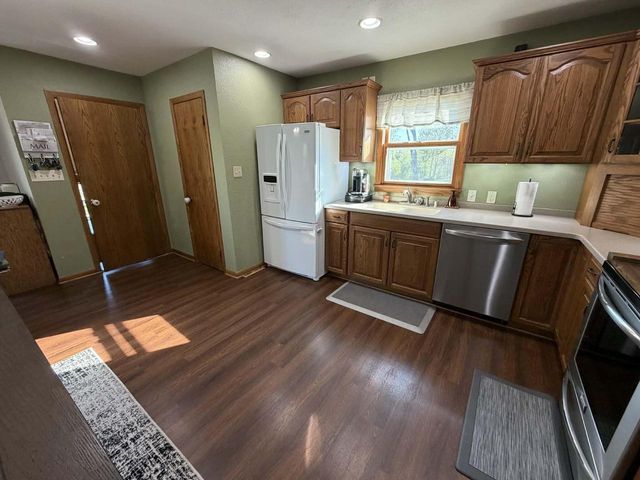 202 Lake STREET, Cascade, WI 53011