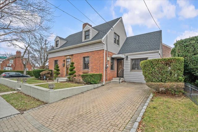 3318 Polo Place, Bronx, NY 10465