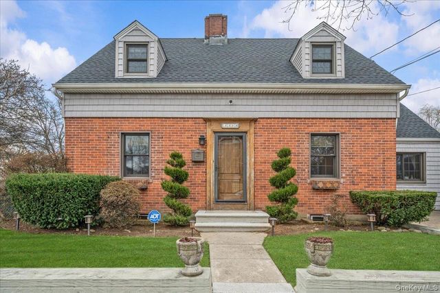 3318 Polo Place, Bronx, NY 10465