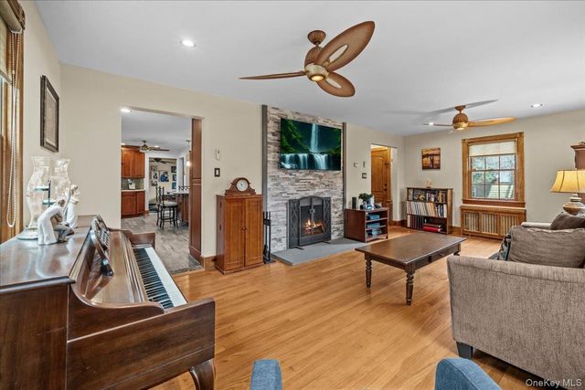 3318 Polo Place, Bronx, NY 10465