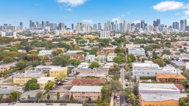 1554 SW 5th Street 5b, Miami, FL 33135