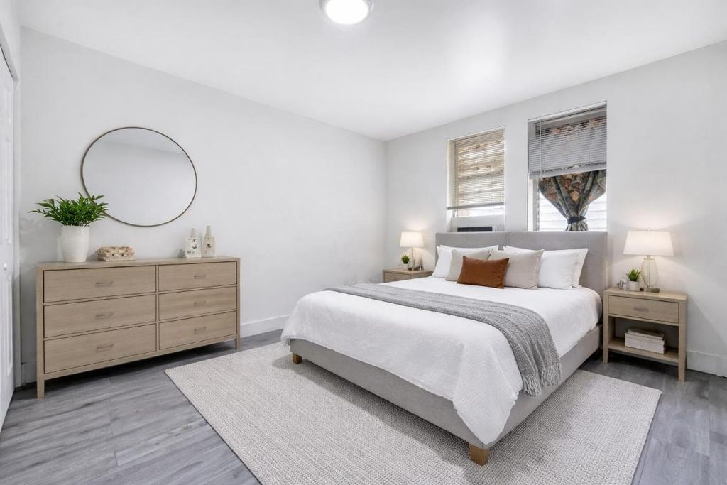 1554 SW 5th Street 5b, Miami, FL 33135