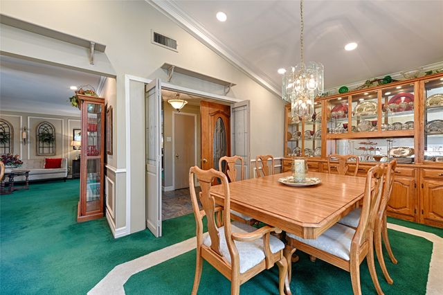 112 Cloudcrest Drive, Desoto, TX 75115