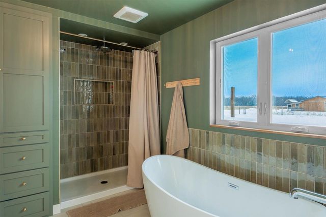 5280 OReilly Road, Omro, WI 54963