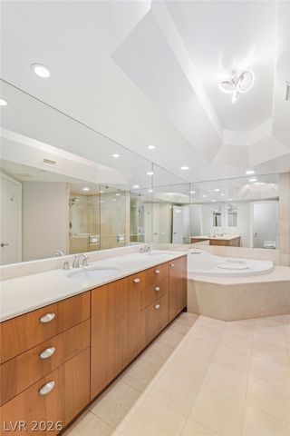 2777 Paradise Road 901, Las Vegas, NV 89109